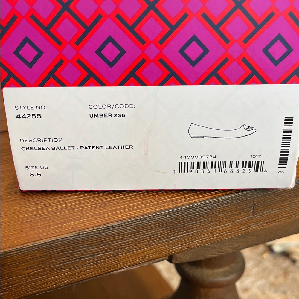 Tory Burch Chelsea Ballet Patent Leather Flats with Gold Logo Umber - Picture 2 of 9